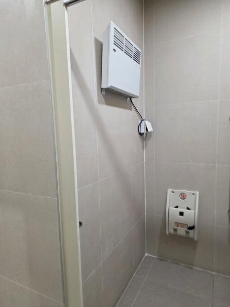 중구 대흥동 학원 건물 화장실 타일 보수 전